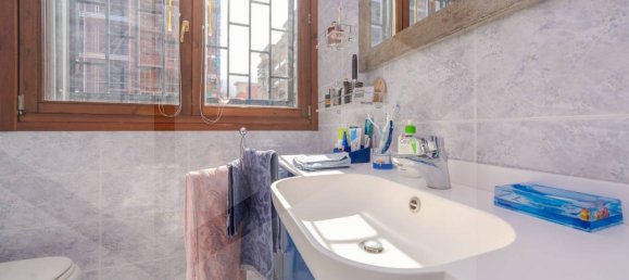 4 rooms Apartment in Casalecchio di Reno, Italy No. 28651 12