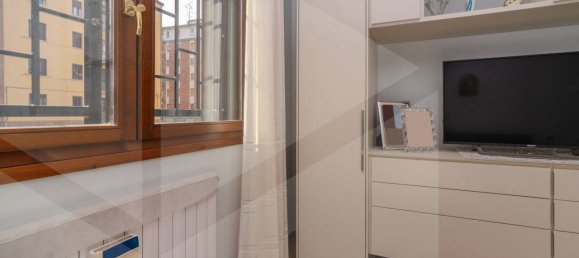 4 rooms Apartment in Casalecchio di Reno, Italy No. 28651 3