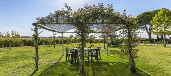 Дом с 15 комнатами в Кортона, Италия № 57193 2