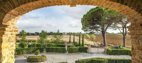 Дом с 15 комнатами в Кортона, Италия № 57193 11