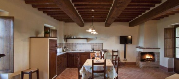 Дом с 15 комнатами в Кортона, Италия № 57193 18