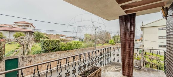 4 bedrooms House in Sao Joao da Madeira, Portugal No. 150865 13