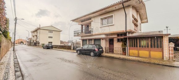 4 bedrooms House in Sao Joao da Madeira, Portugal No. 150865 30