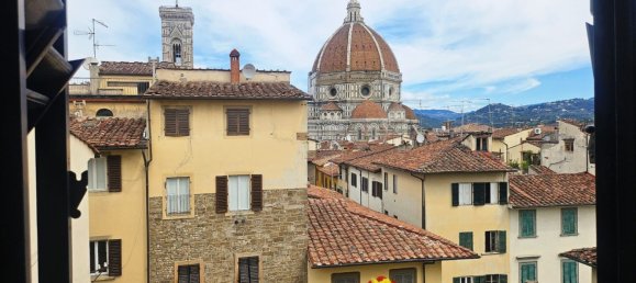 6 Schlafzimmer Doppelhaus in Florence, Italy, Nr. 380209 23