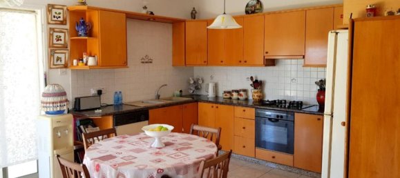 4 bedrooms Villa in Limassol, Cyprus No. 1966 4