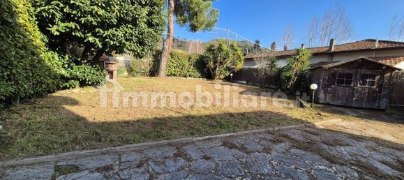 3 bedrooms House in Camaiore, Italy No. 51744 2