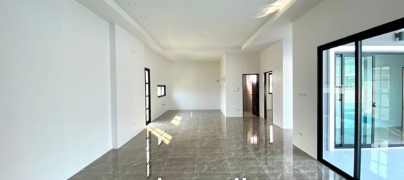 3 غرف نوم مقهى / مطعم في Cha-am, Thailand رقم 15122 6