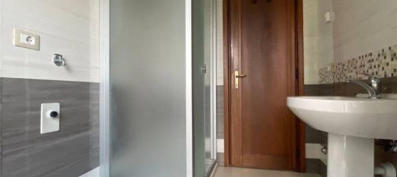 3 bedrooms Apartment in Bassano del Grappa, Italy No. 324357 4