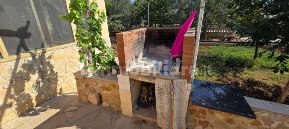 2 bedrooms Villa in Trani, Italy No. 173356 7