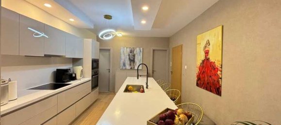 4 bedrooms Apartment in Germasogeia, Cyprus No. 16302 2