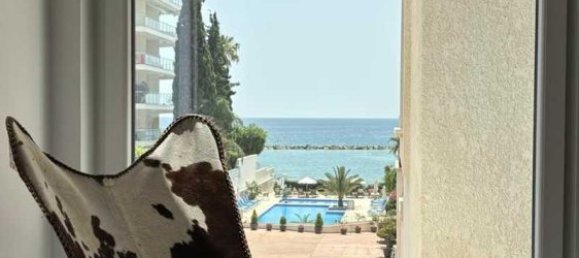 4 bedrooms Apartment in Germasogeia, Cyprus No. 16302 12