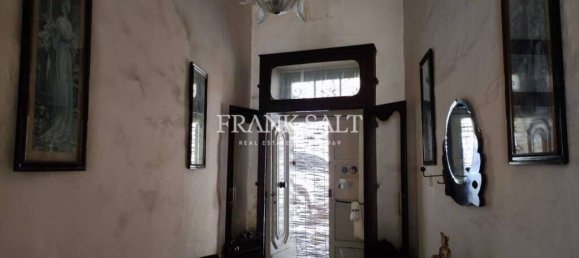 4 bedrooms House in Fontana, Malta No. 984 3