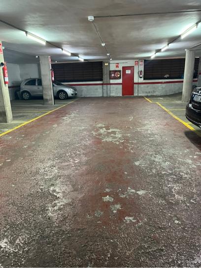 Гараж в Барселона, Испания № 192520