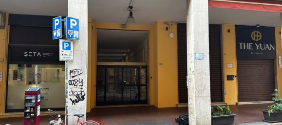 8 bedrooms Apartment in Bologna, Italy No. 336366 2