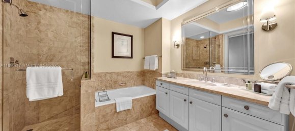 1 dormitorio propiedad comercial en venta en Miami, Miami-Dade, Florida, USA № 615808 14