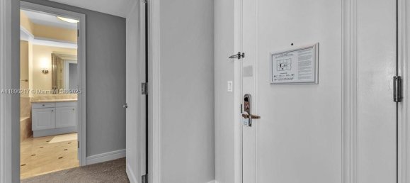 1 dormitorio propiedad comercial en venta en Miami, Miami-Dade, Florida, USA № 615808 15
