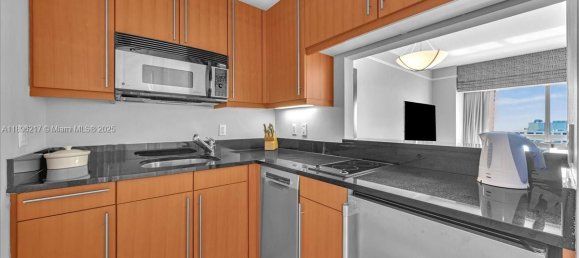1 dormitorio propiedad comercial en venta en Miami, Miami-Dade, Florida, USA № 615808 19