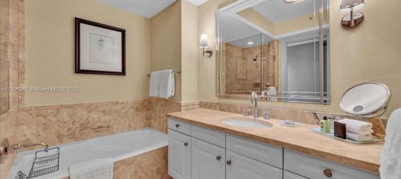 1 dormitorio propiedad comercial en venta en Miami, Miami-Dade, Florida, USA № 615808 13