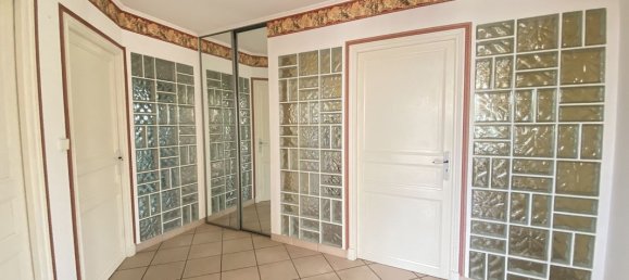 2 Schlafzimmer Villa in Limoux, France, Nr. 341739 4