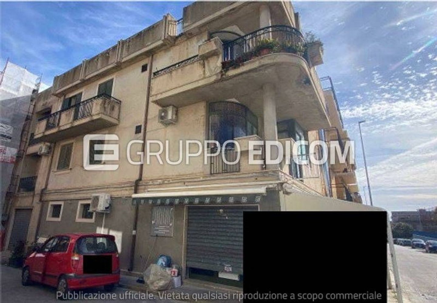  عقار تجاري في Rosolini, Italy 49متر مربع رقم 293289