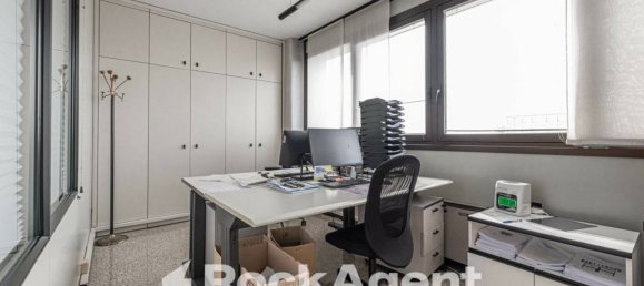 5 rooms Office in Padua, Italy No. 99867 3