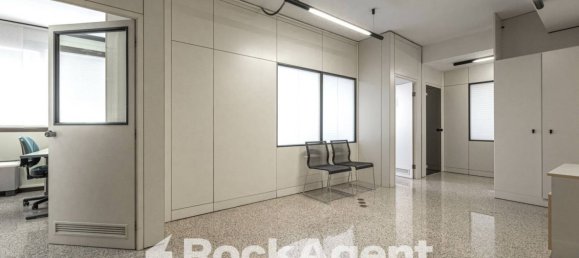 5 rooms Office in Padua, Italy No. 99867 7