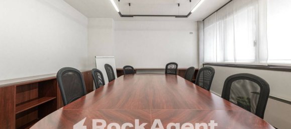 5 rooms Office in Padua, Italy No. 99867 4