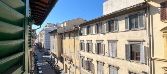 4 rooms Apartment in Florence, Italy No. 207302 13