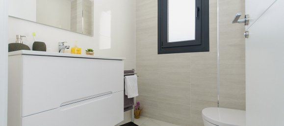 Квартира с 3 спальнями в Полоп, Испания № 2675 18