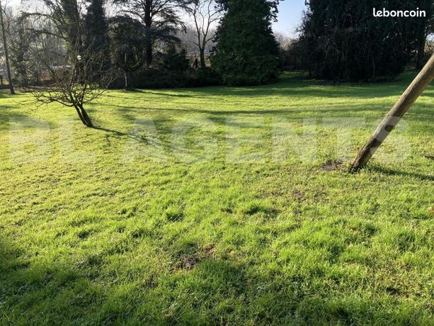 Grundstück in Saint-Jean-les-Deux-Jumeaux, France 711m², Nr. 106105