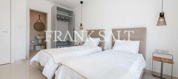 Apartamento de 2 dormitorios en Sliema, Malta No. 4524 27