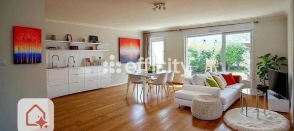 2 bedrooms Apartment in Haute-Savoie, France No. 300242 3