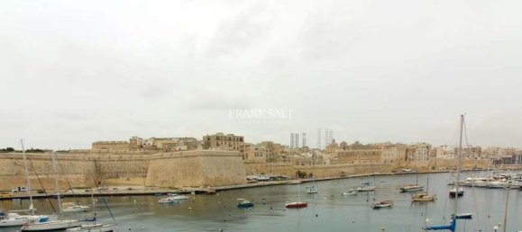 2 bedrooms Penthouse in Kalkara, Malta No. 10998 2