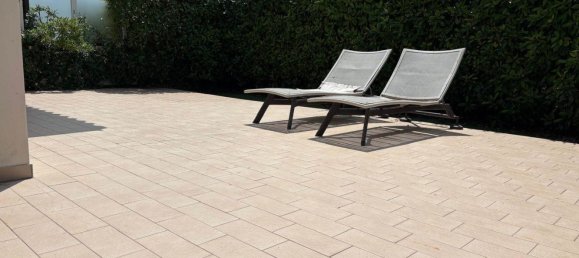 Квартира с 3 комнатами в Дезенцано дель Гарда, Италия № 300190 11