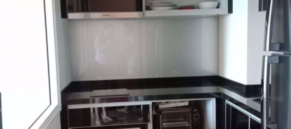 Apartamento com 1 quarto em condomínio em Khlong Toei, Thailand N.º 9488 5