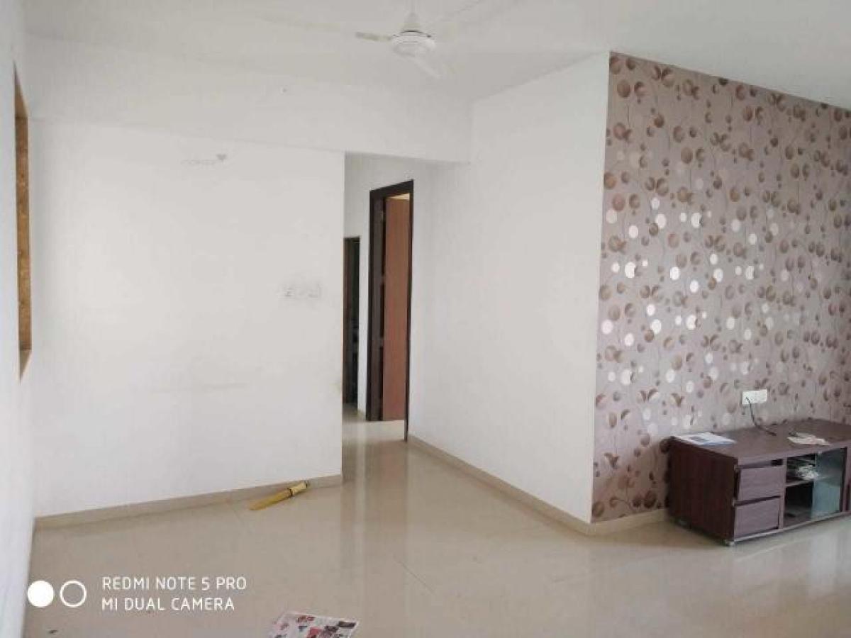 2 bedrooms House in Mumbai, India No. 55260