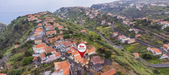 3 bedrooms House in Calheta, Portugal No. 220379 21