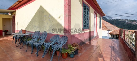 3 bedrooms House in Calheta, Portugal No. 220379 9