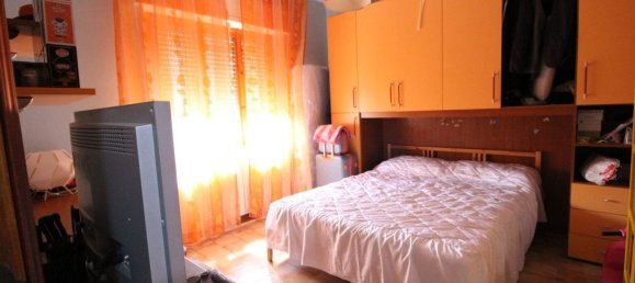 Квартира с 5 спальнями в Лорето, Италия № 312698 12