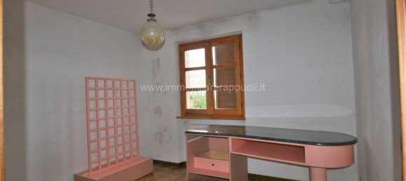 Дом с 5 спальнями в Лучиньяно, Италия № 118956 7