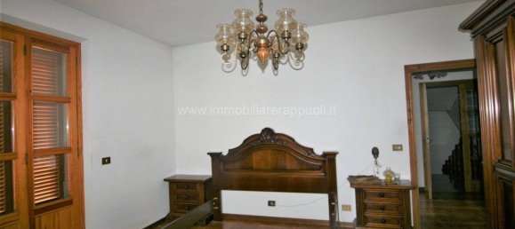 Дом с 5 спальнями в Лучиньяно, Италия № 118956 12