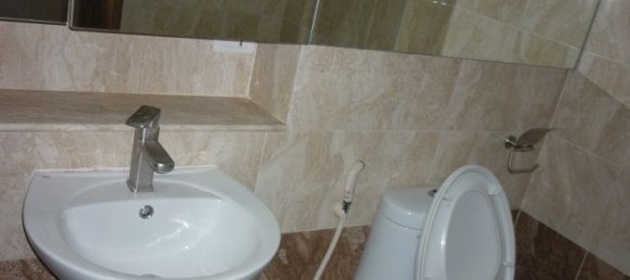 3 bedrooms Apartment in Cau Giay, Vietnam No. 265 9