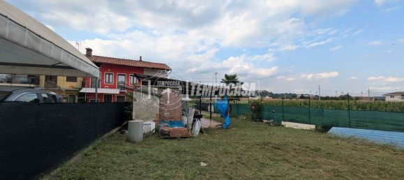 4 rooms House in Castellamonte, Italy No. 269017 3