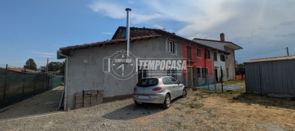 4 rooms House in Castellamonte, Italy No. 269017 28