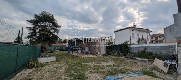 4 rooms House in Castellamonte, Italy No. 269017 24