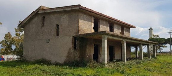 4 rooms Villa in Aprilia, Italy No. 130177 5