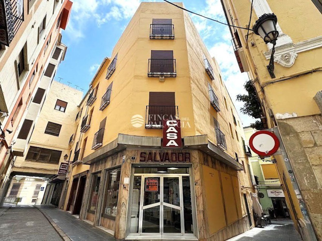 557m² Building in Segorbe, Spain No. 173077