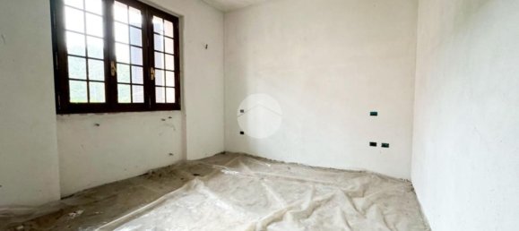 Квартира с 3 комнатами в Монтикьяри, Италия № 311848 9