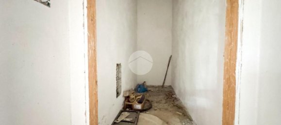 Квартира с 3 комнатами в Монтикьяри, Италия № 311848 5