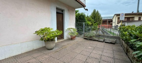 Квартира с 3 комнатами в Монтикьяри, Италия № 311848 4